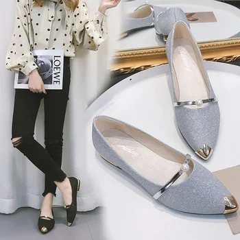 Женская обувь, модная повседневная обувь, лето 2023, Элегантные женские туфли на низком каблуке с жемчугом, классические роскошные туфли-лодочки, женские офисные туфли без застежки