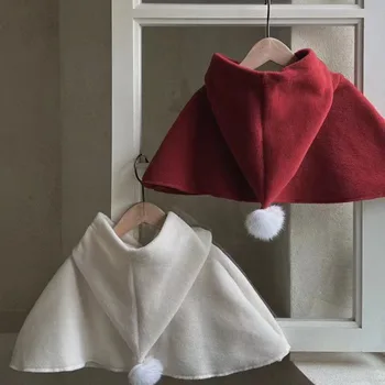Рождественский красный плащ для маленьких девочек с милым помпоном, детская мягкая накидка с капюшоном, Шаль, Зимние топы для малышей, пальто, детские костюмы